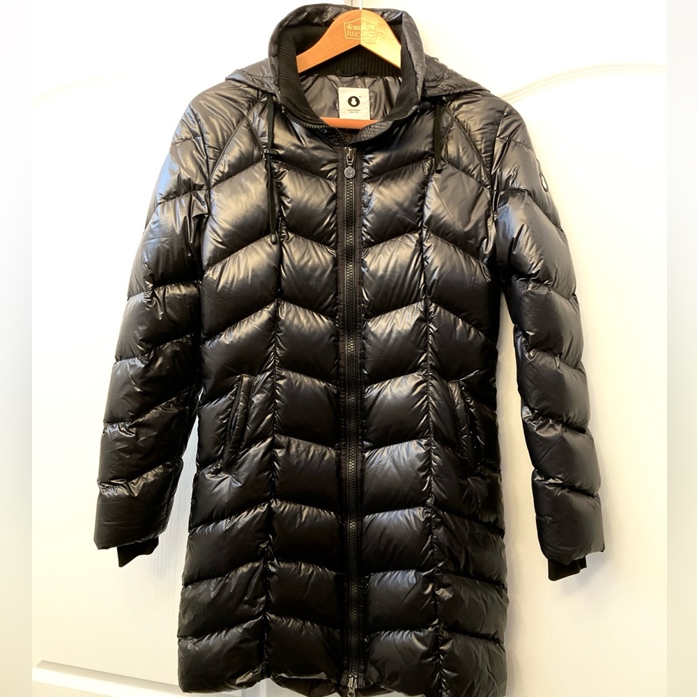 SNOWMAN New York Black Puffer Jacket
